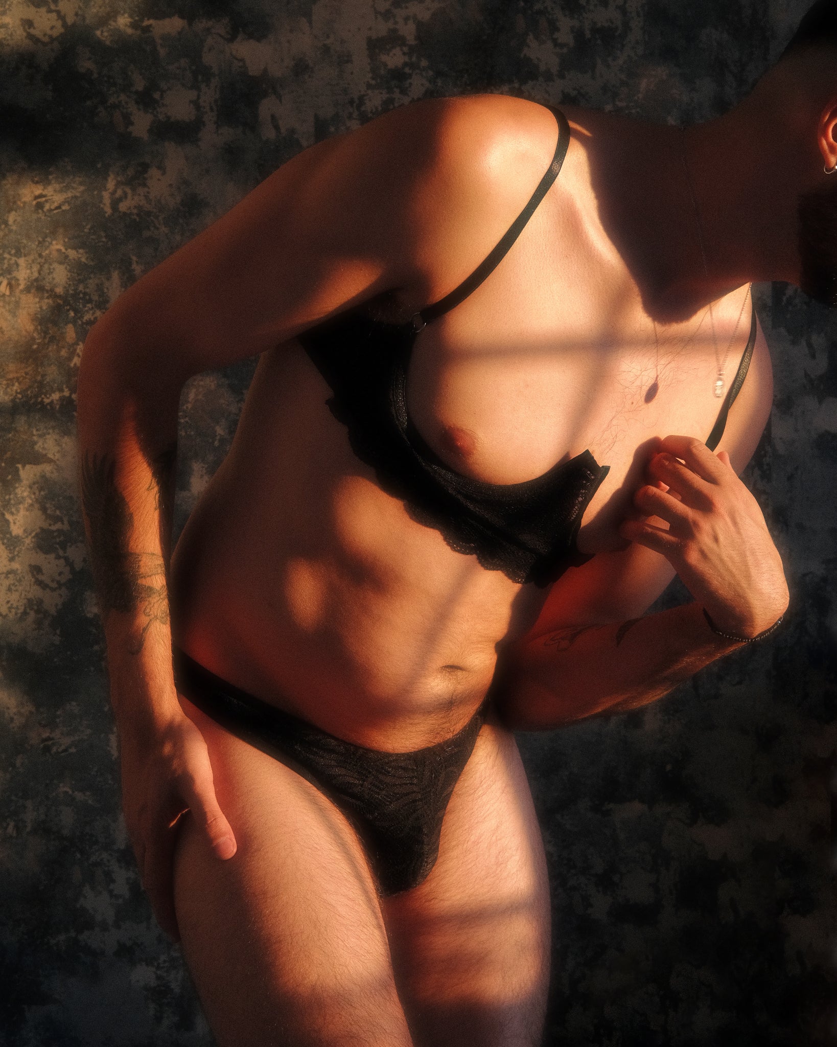 Queer Sexuality and Leather: Are there more feminine alternatives?